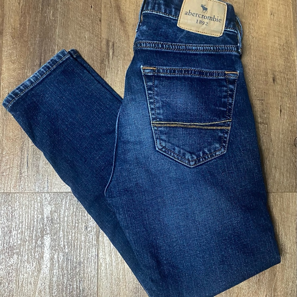 Boys 9/10 Abercrombie kids Taper fit Jeans